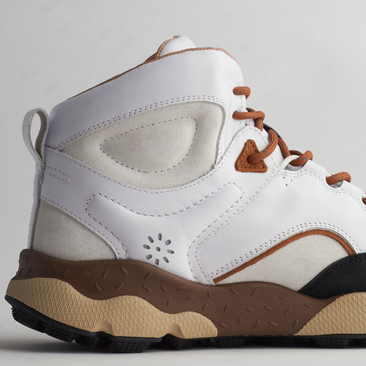 BACK COUNTRY HI White/Brown FM66H-1-019