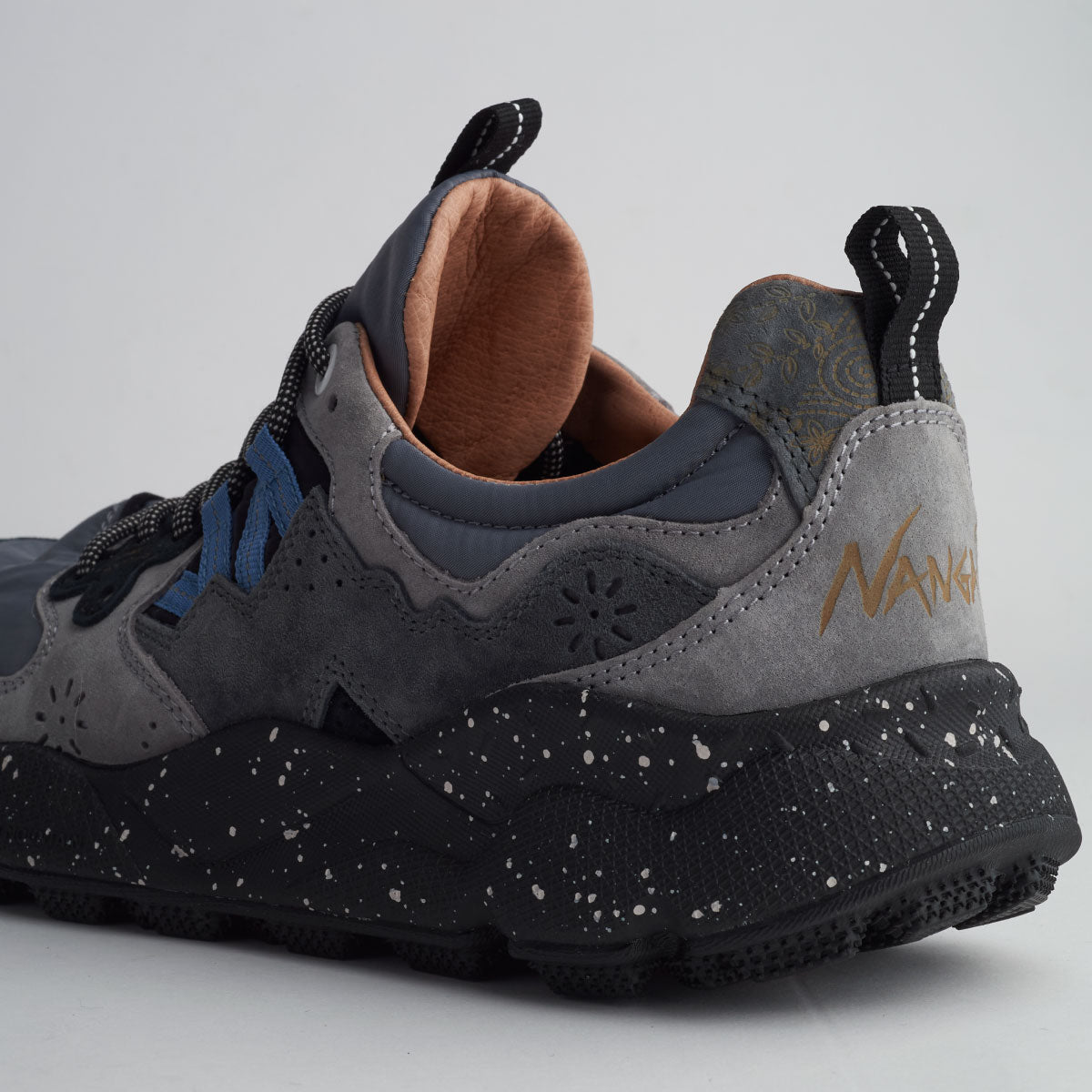 YAMANO3 Flower MOUNTAIN×NANGA Wolf gray FM17008
