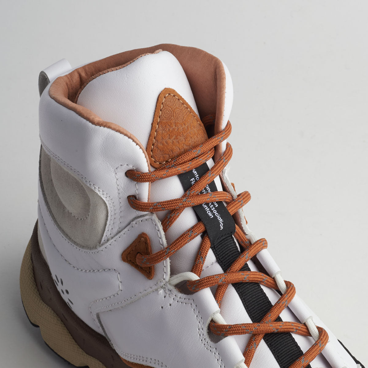 BACK COUNTRY HI White/Brown FM66H-1-019