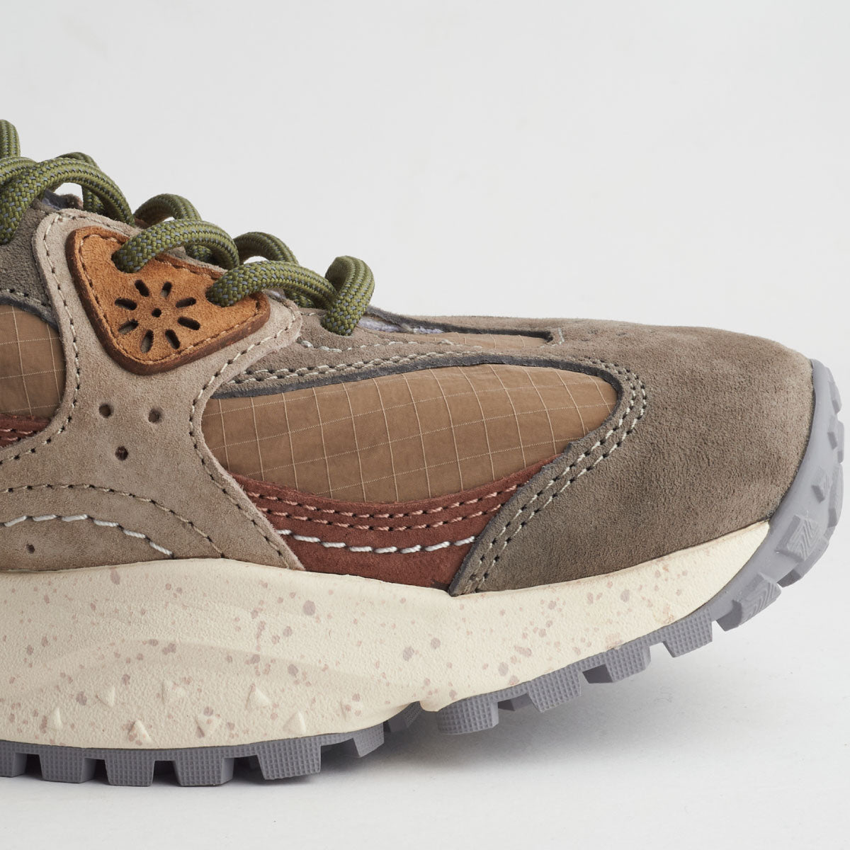 WAVES Light gray/Brown FM126002