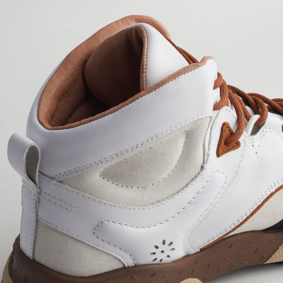BACK COUNTRY HI White/Brown FM66H-1-019
