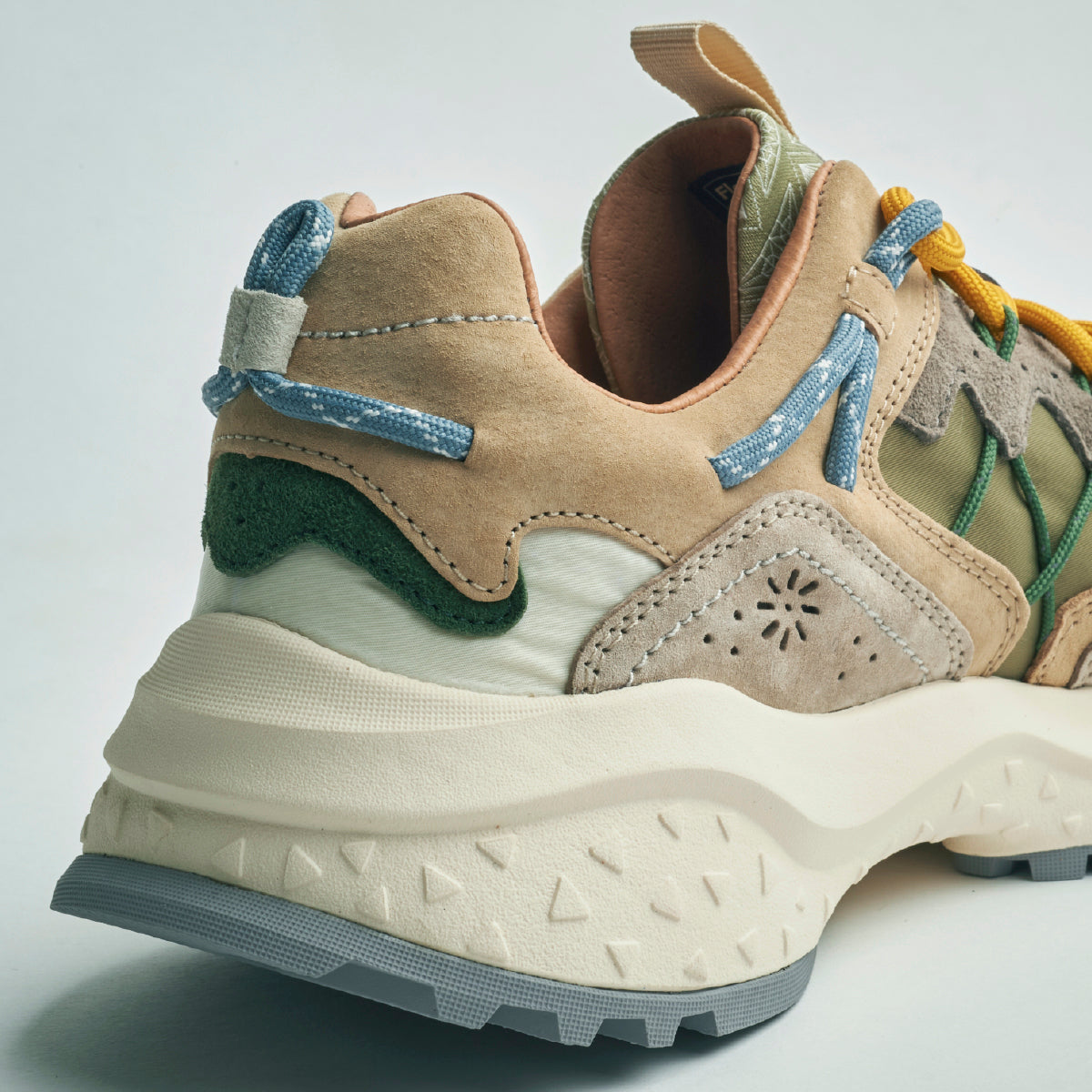 YAMABUSHI Sand/Taupe FM125025 – Flower MOUNTAIN