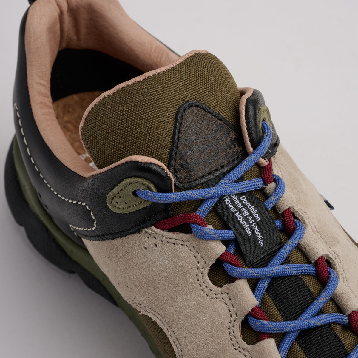 BACK COUNTRY Beige/Black FM66-1-069