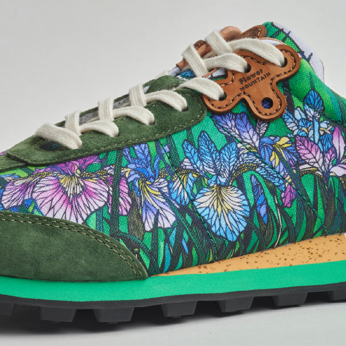 ASUKA Iris FM06-2-003 – Flower MOUNTAIN