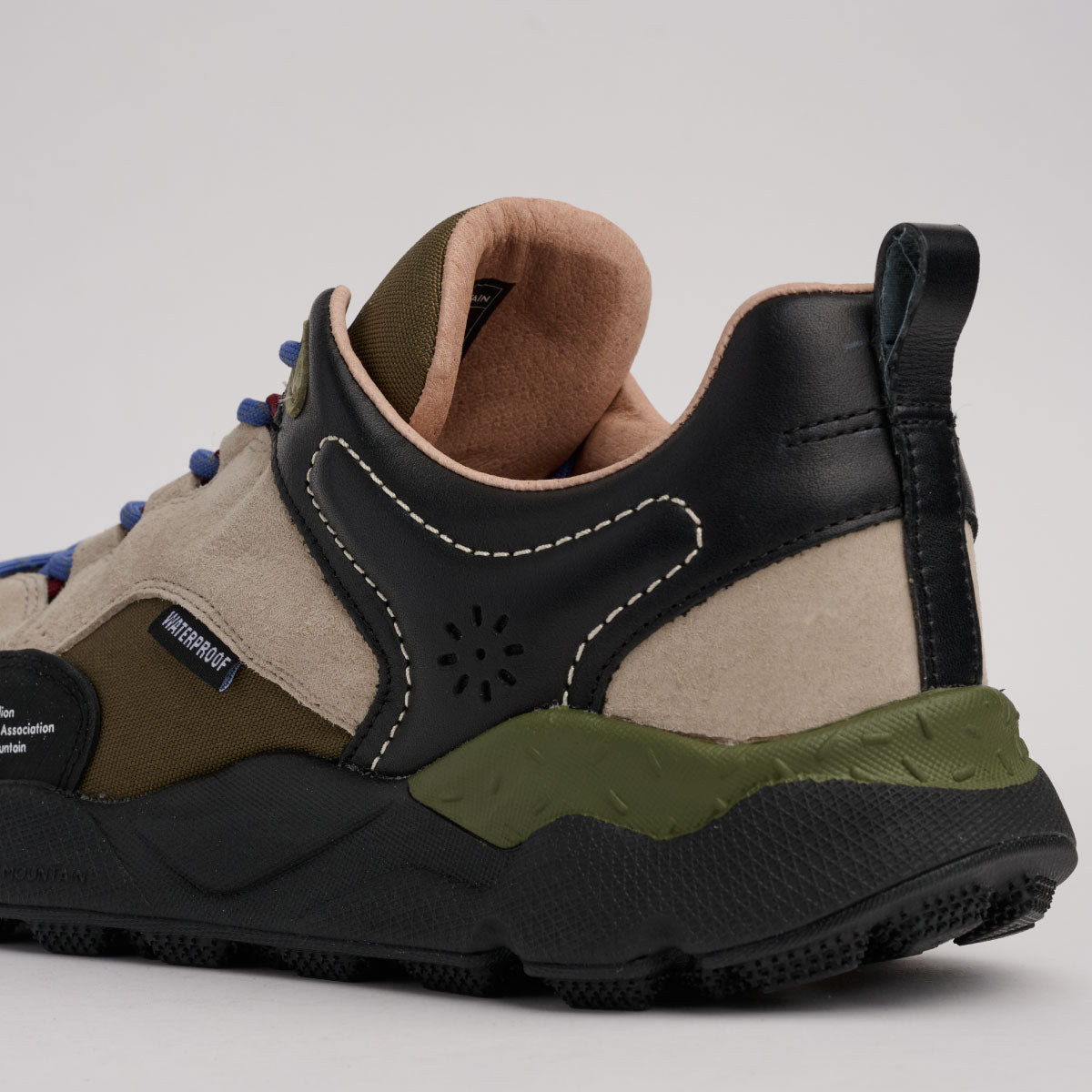 BACK COUNTRY Beige/Black FM66-1-069