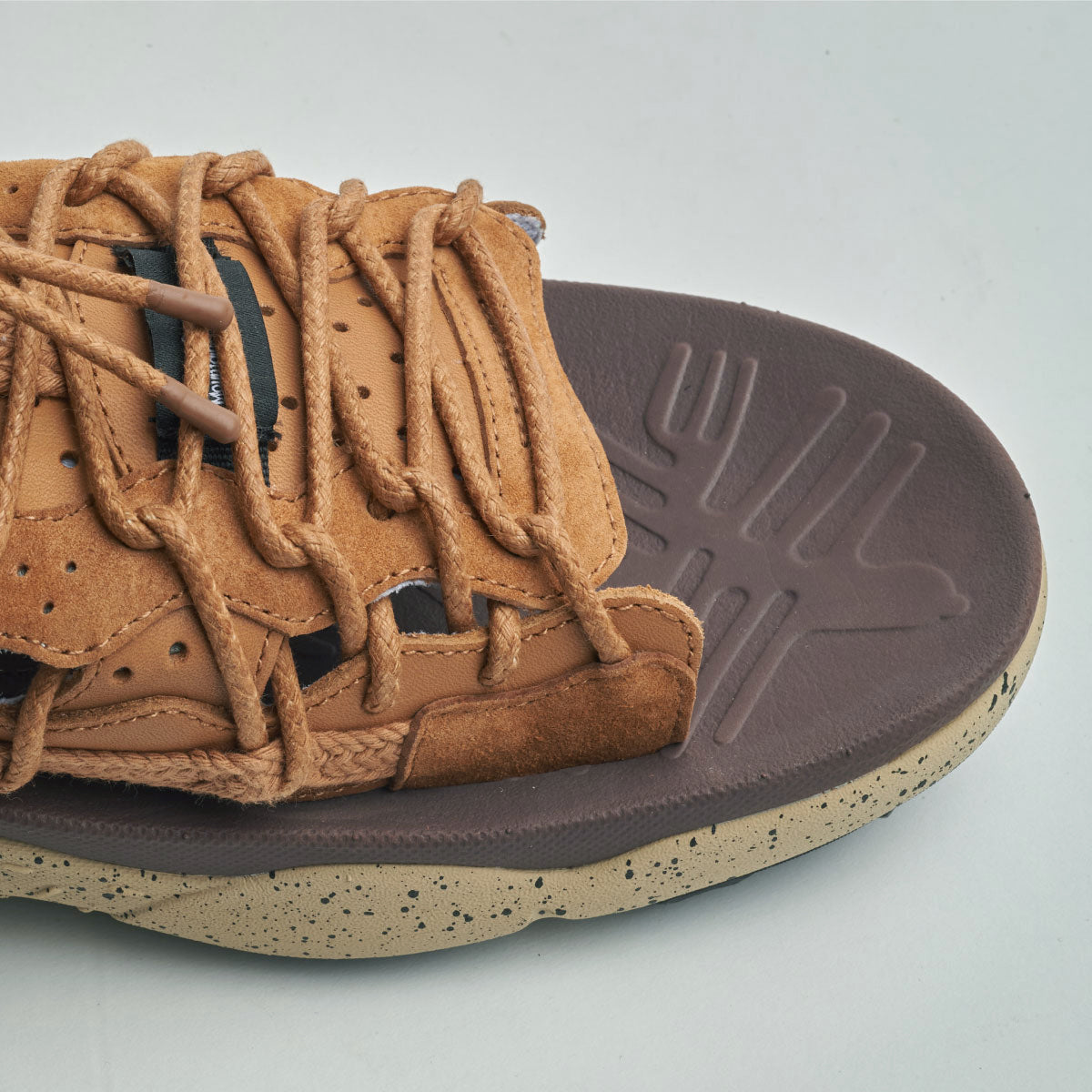 PUMA PUNKU Tan LE FM97025
