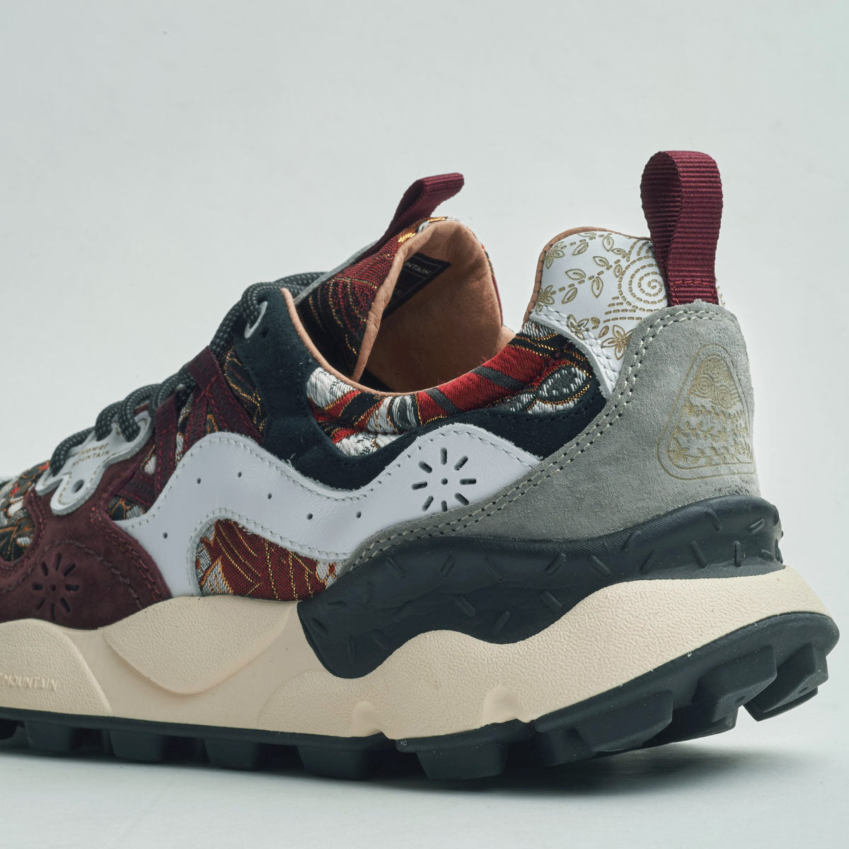 YAMANO3 Butterfly/Black FM63831 – Flower MOUNTAIN