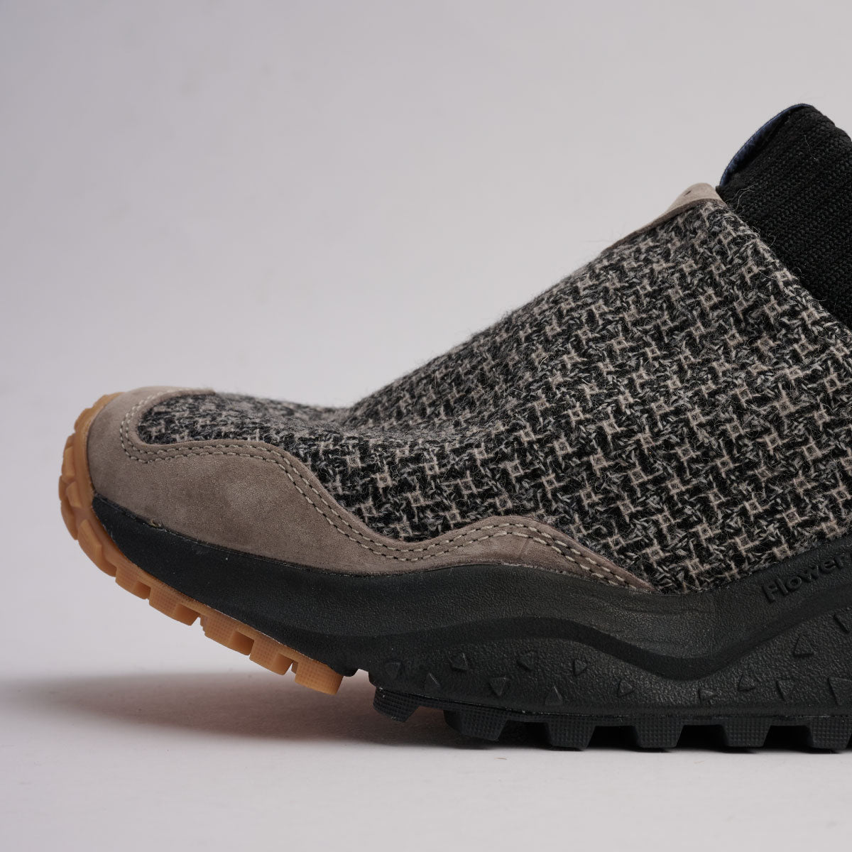CAMP3 Black fuzzy FM120002