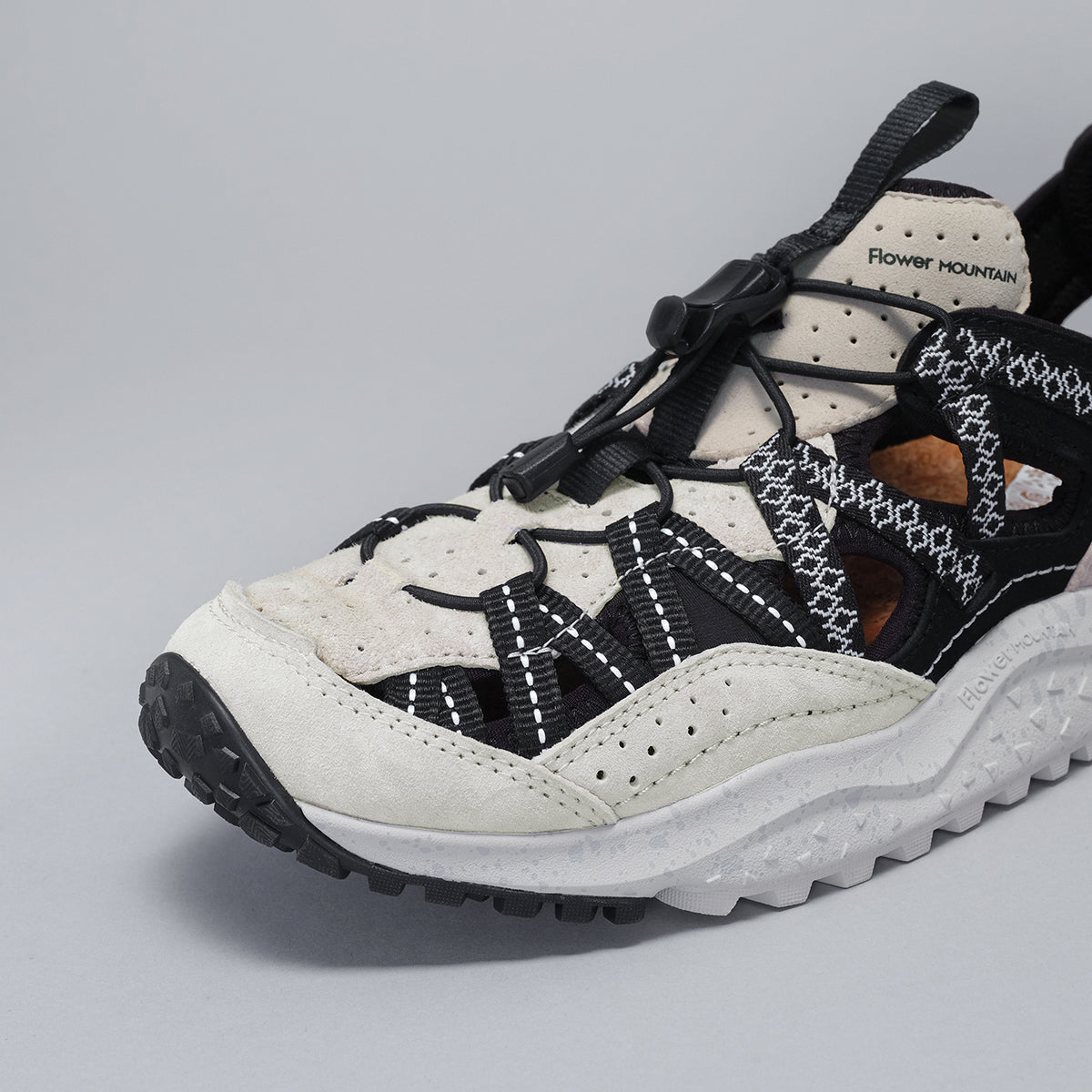KAZANA Off White/Black FM111003 – Flower MOUNTAIN