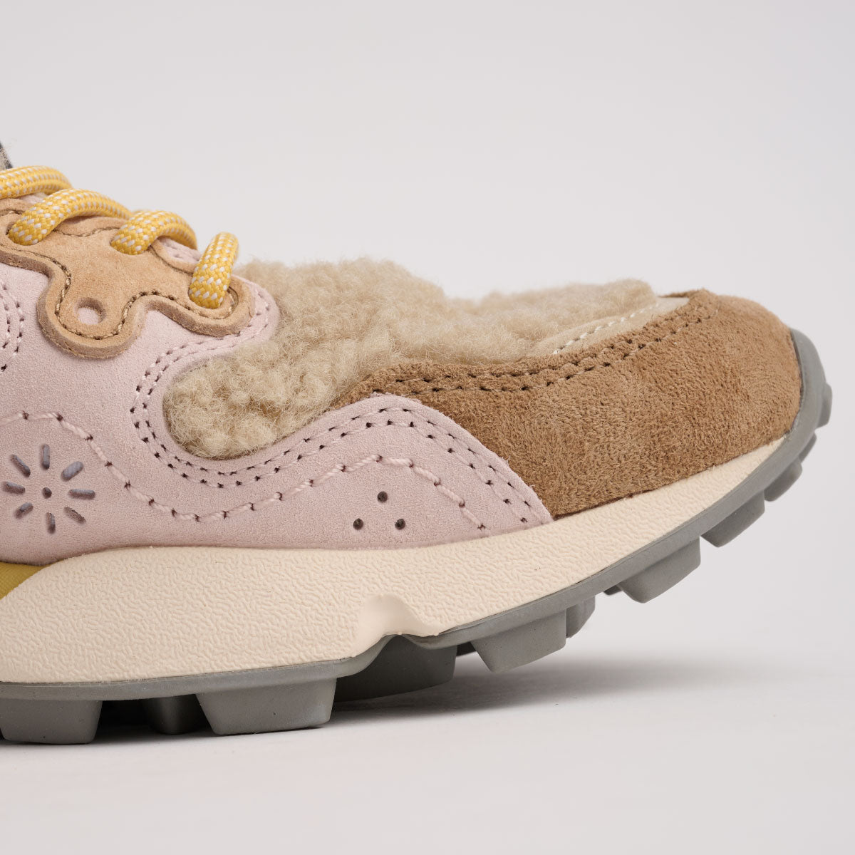 YAMANO3 Beige/Camel FM63903